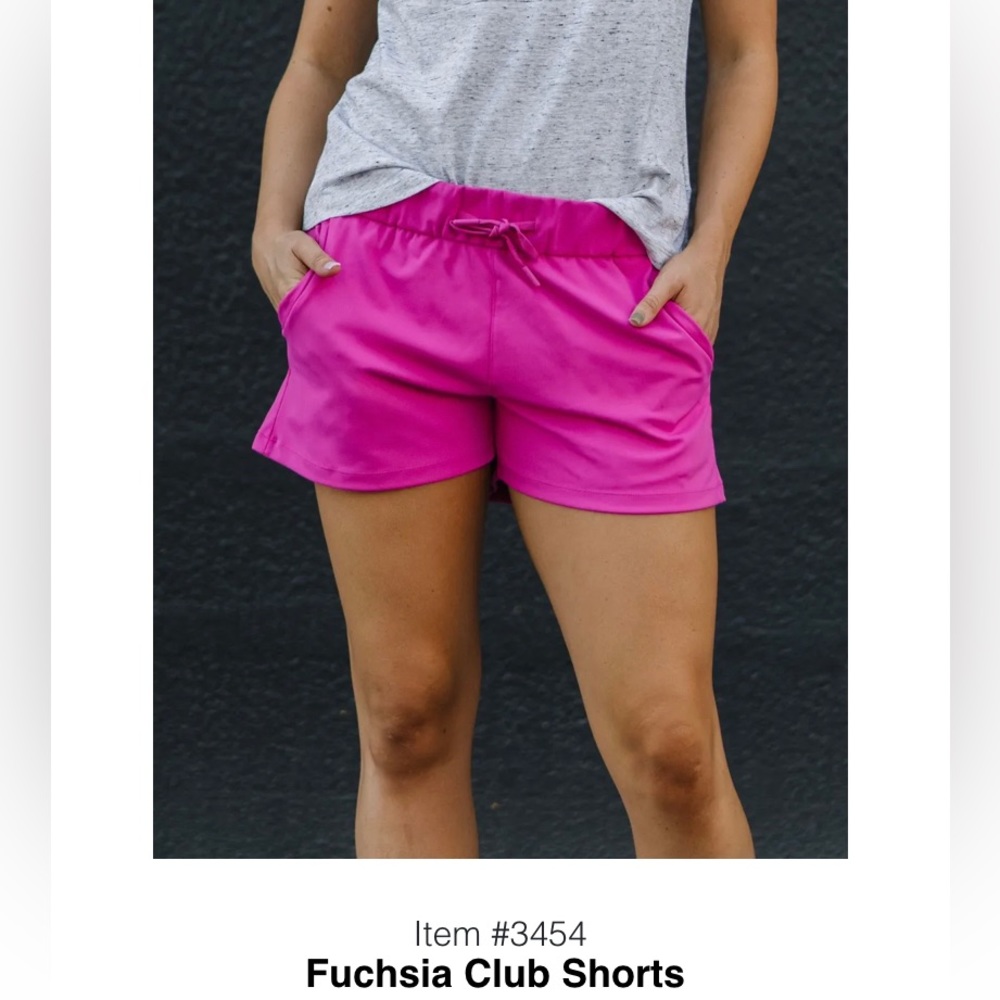 Zyia Club Shorts, Fuchsia, Size L